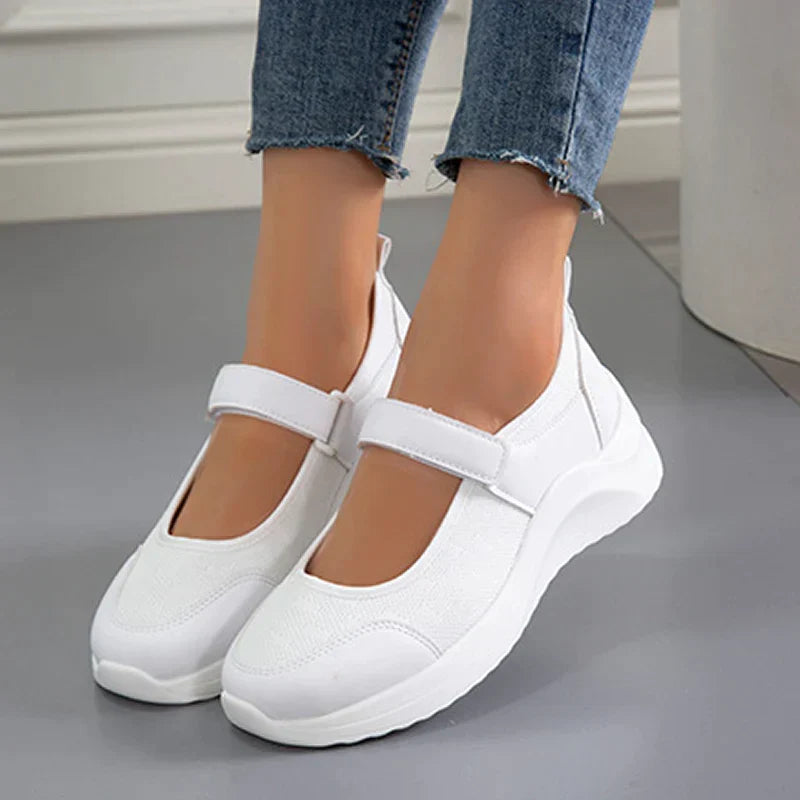 Lot Comfy Platform Sneakers