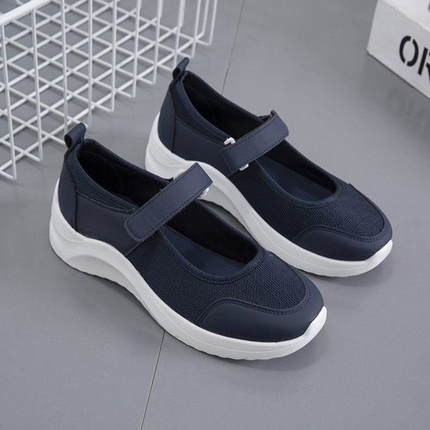 Lot Comfy Platform Sneakers
